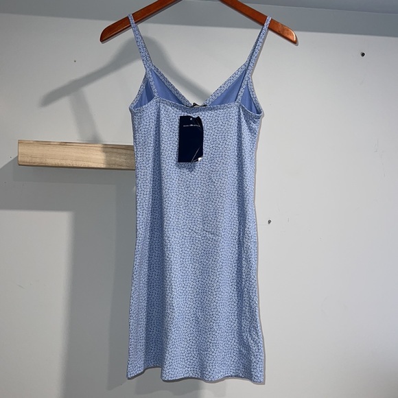 Brandy‎ Melville, Amara blue white floral dress NWT - Picture 4 of 4